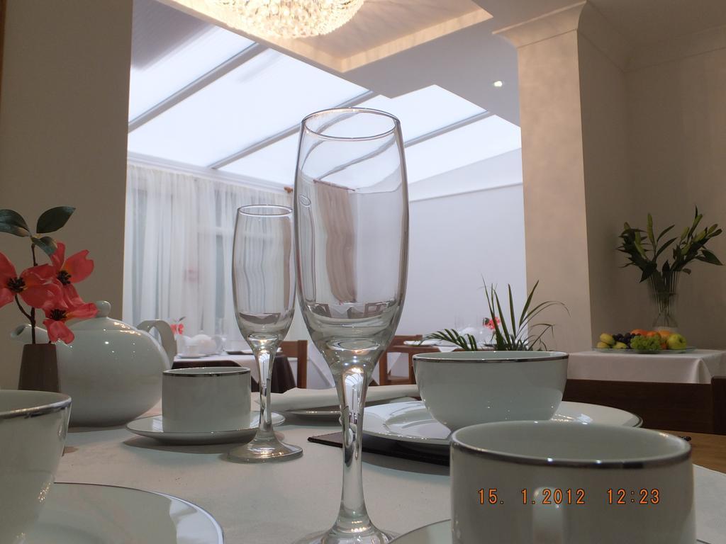 Jessamine House Hotel Γκρέιβσεντ Εξωτερικό φωτογραφία